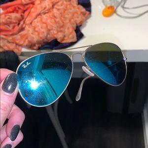 Reflective blue ray bans women’s